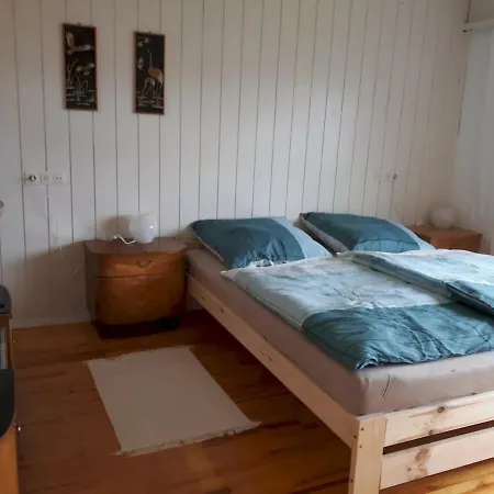 Apartment Seidenschnur